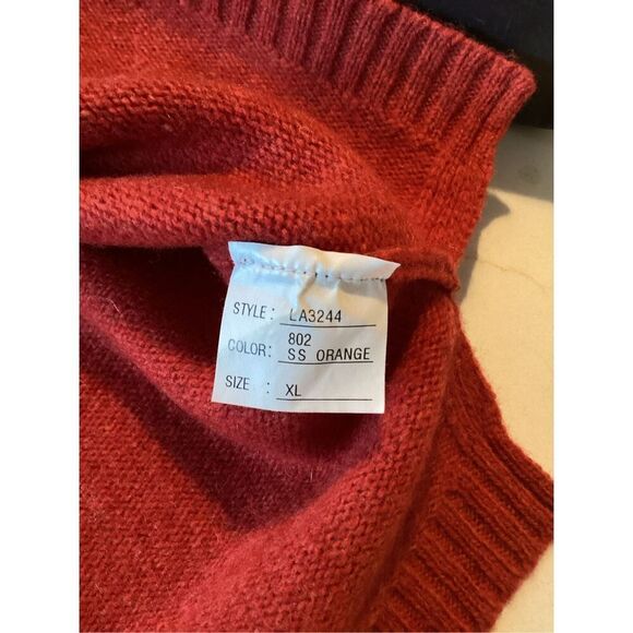 So GSJC Red Lambswool Blend Cropped Sweater Sz XL - Picture 7 of 7